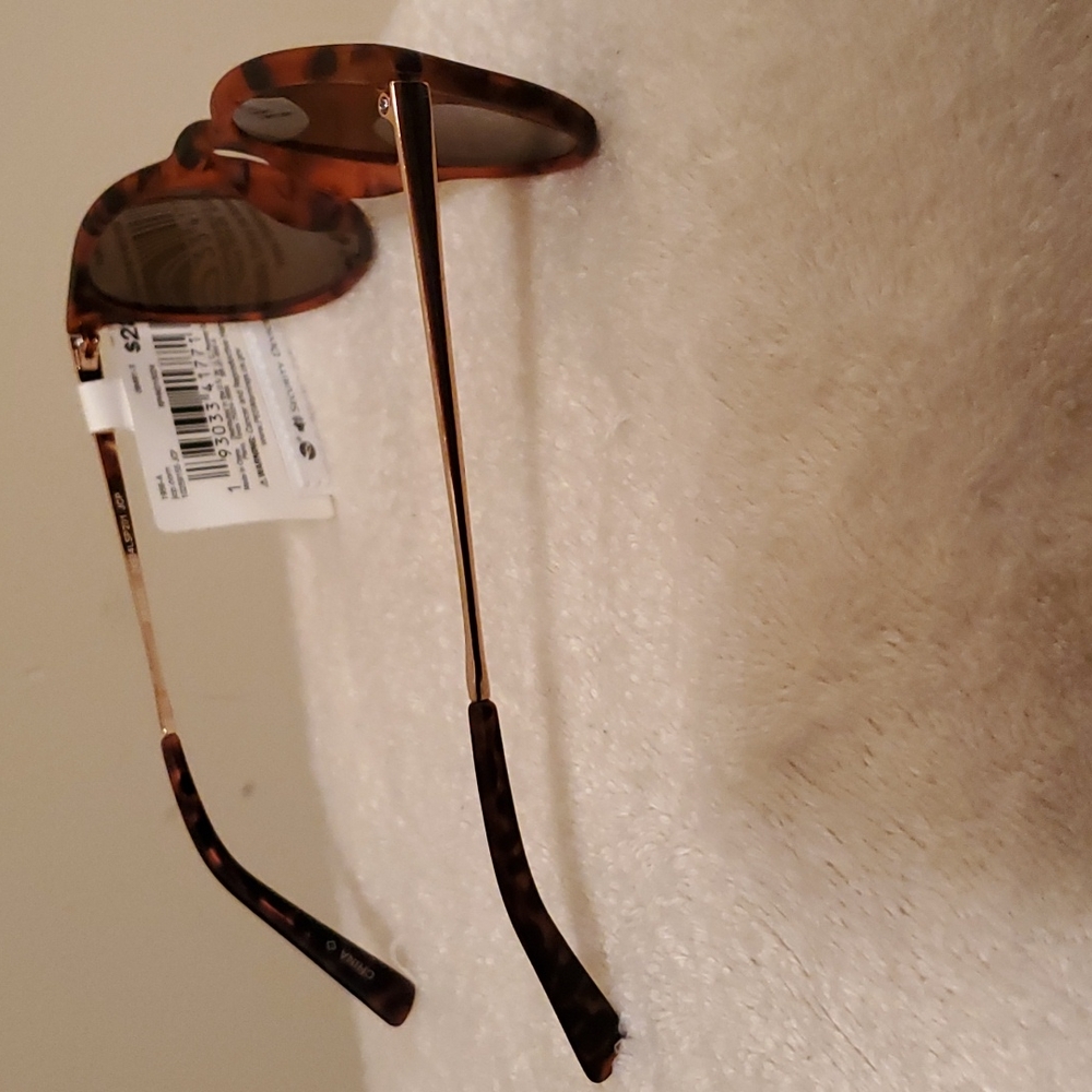 XERSION  ROUND SUNGLASSES - Picture 7 of 9